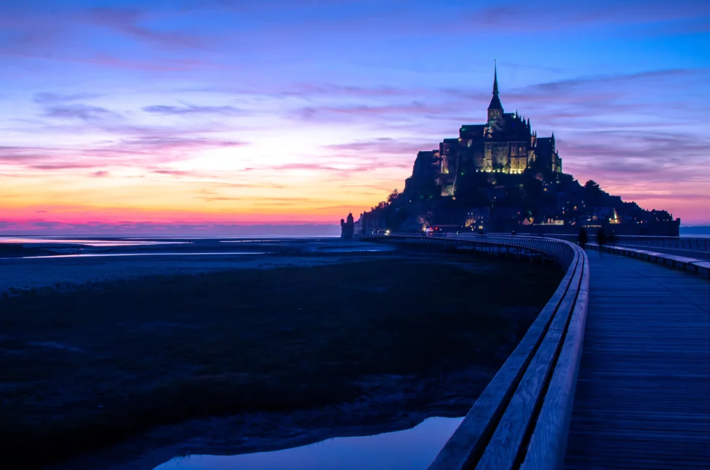 visiting mont saint michel from paris by night