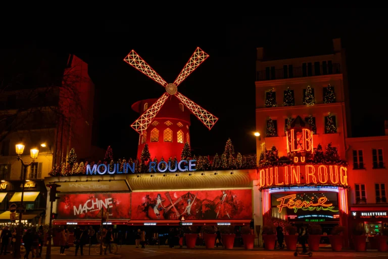 moulin rouge paris show visit