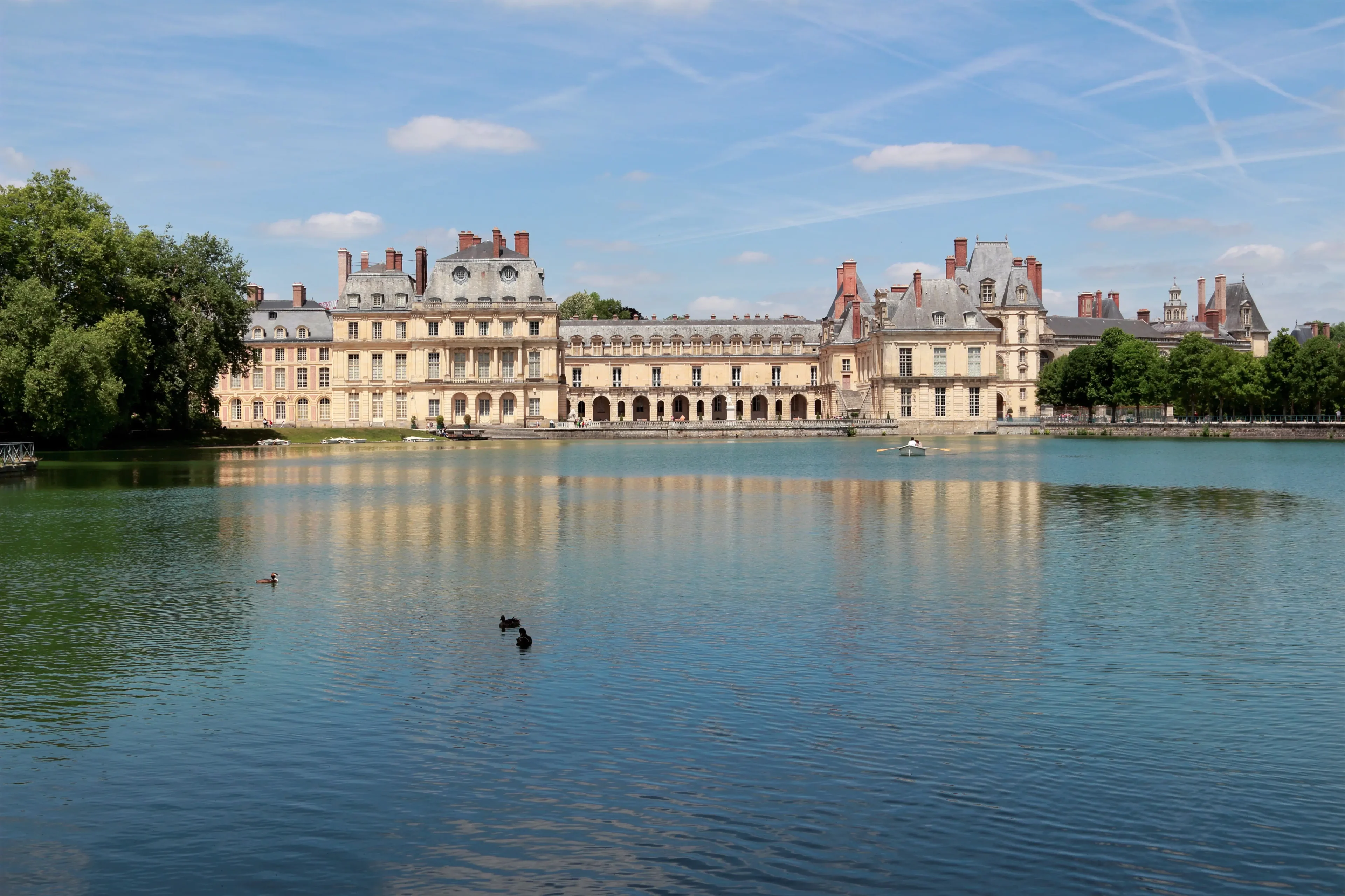 palace of fontainebleau Paris